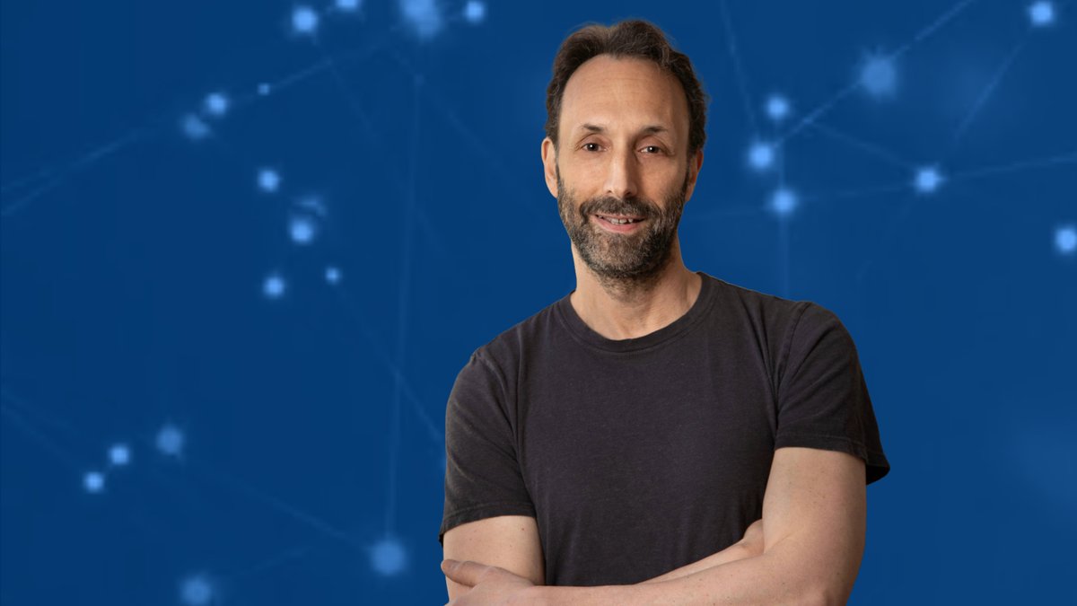 Professor @scottjshapiro and his students train artificial intelligence models so that law clinics can help more clients: “That’s what motivates academics and scholars to solve problems people have always dreamed of solving.” How Yale Law is shaping AI: bit.ly/4aCzxAx