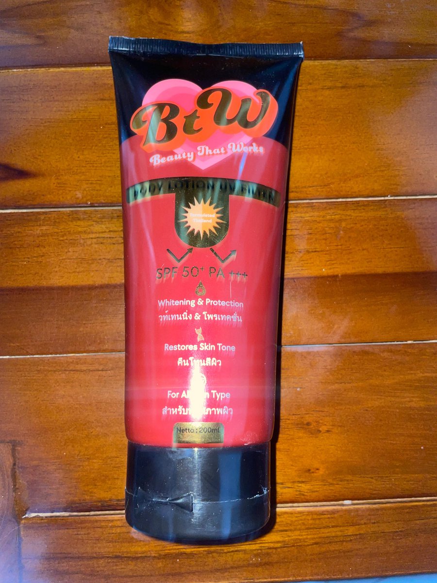 clovieyy's tweet photo. preloved Hb (hand body) BTW (Beauty That Works) ORI beli official store, masi penuh banyak pemakaian seminggu https://t.co/3xbsUlZDLk
