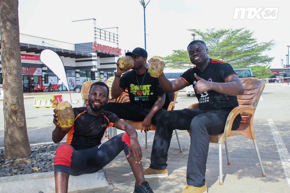 mx24gh's tweet photo. Done and dusted for the day 🥥
Great vibes all around at #JunctionAerobics. See you for the next meetup on May 25th at Junction Mall.
@DecathlonGhana @regardlessmode
#mx24gh #funfearlessfactual #mx24events #HomefitonMX24 #TheJunctionMall #JoinExploreShopEnjoy #sidewalksales #junctionaerobics #healthylivingjourney #fitnessgoals #fyp
#fypシ