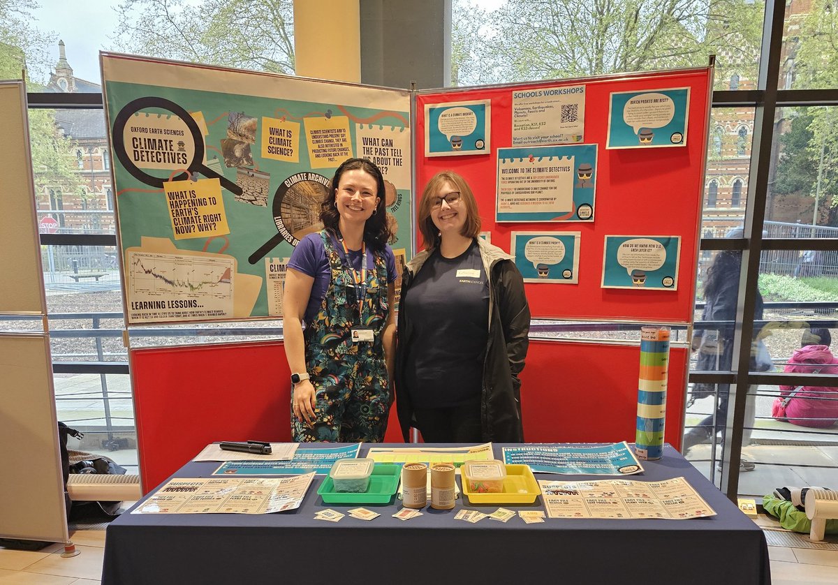 So excited for our Earth Day event in @OxfordPhysics today! Stalls on ocean plastics, 3D printed globes, palaeoclimate and a lino printing craft activity for visitors to enjoy 🌍 plus talks from two of our research students!