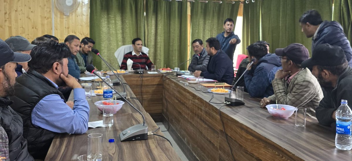 Director, Rural Development and Panchayati Raj Department (RD&PRD) Ladakh, Syed Sajjad Qadri today chaired reviewed the monthly physical/financial progress of various sectors of Command Area Development of Kargil district. @Info_Ladakh @ddnewsladakh @DDNewslive