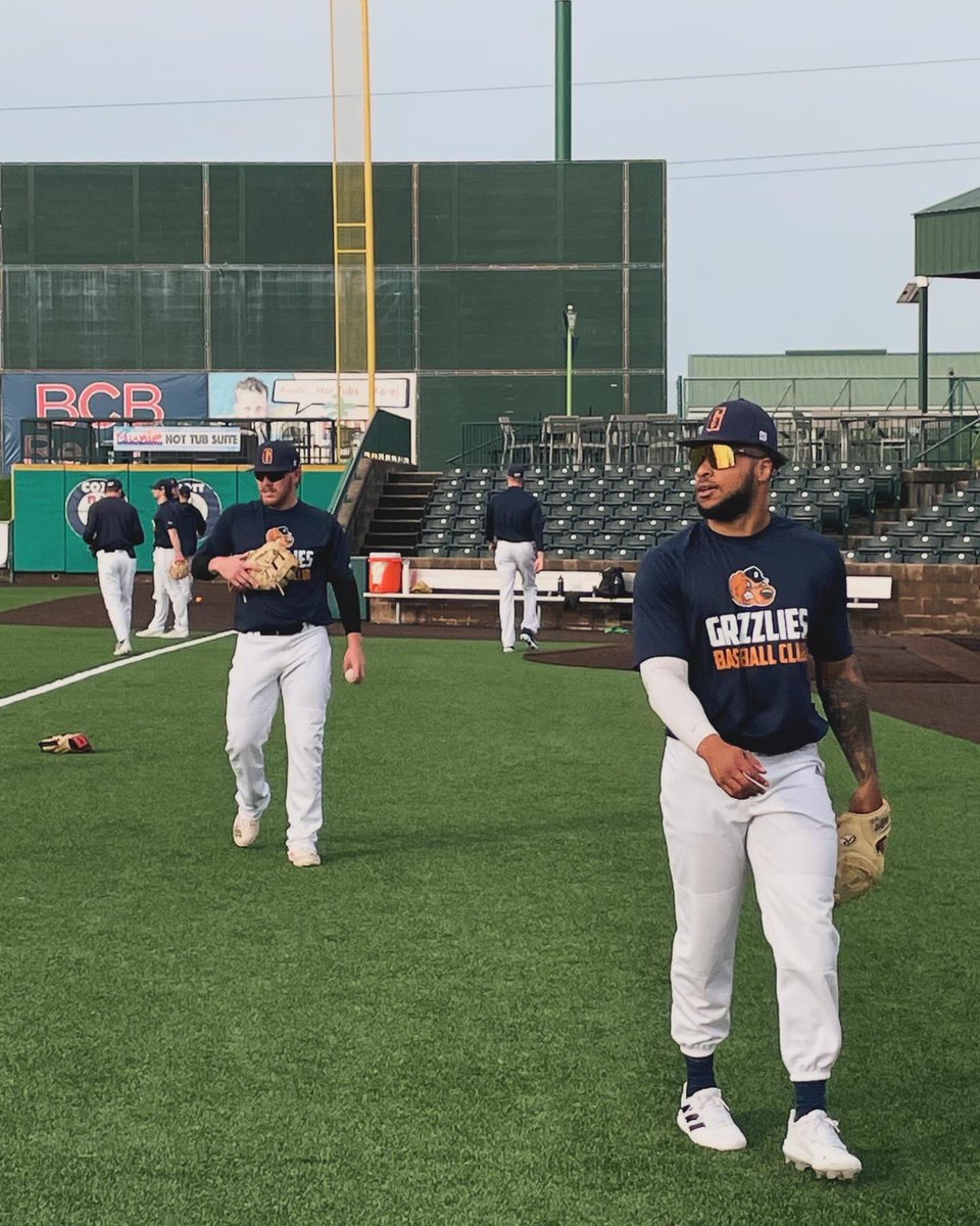 GatewayGrizzlie tweet picture