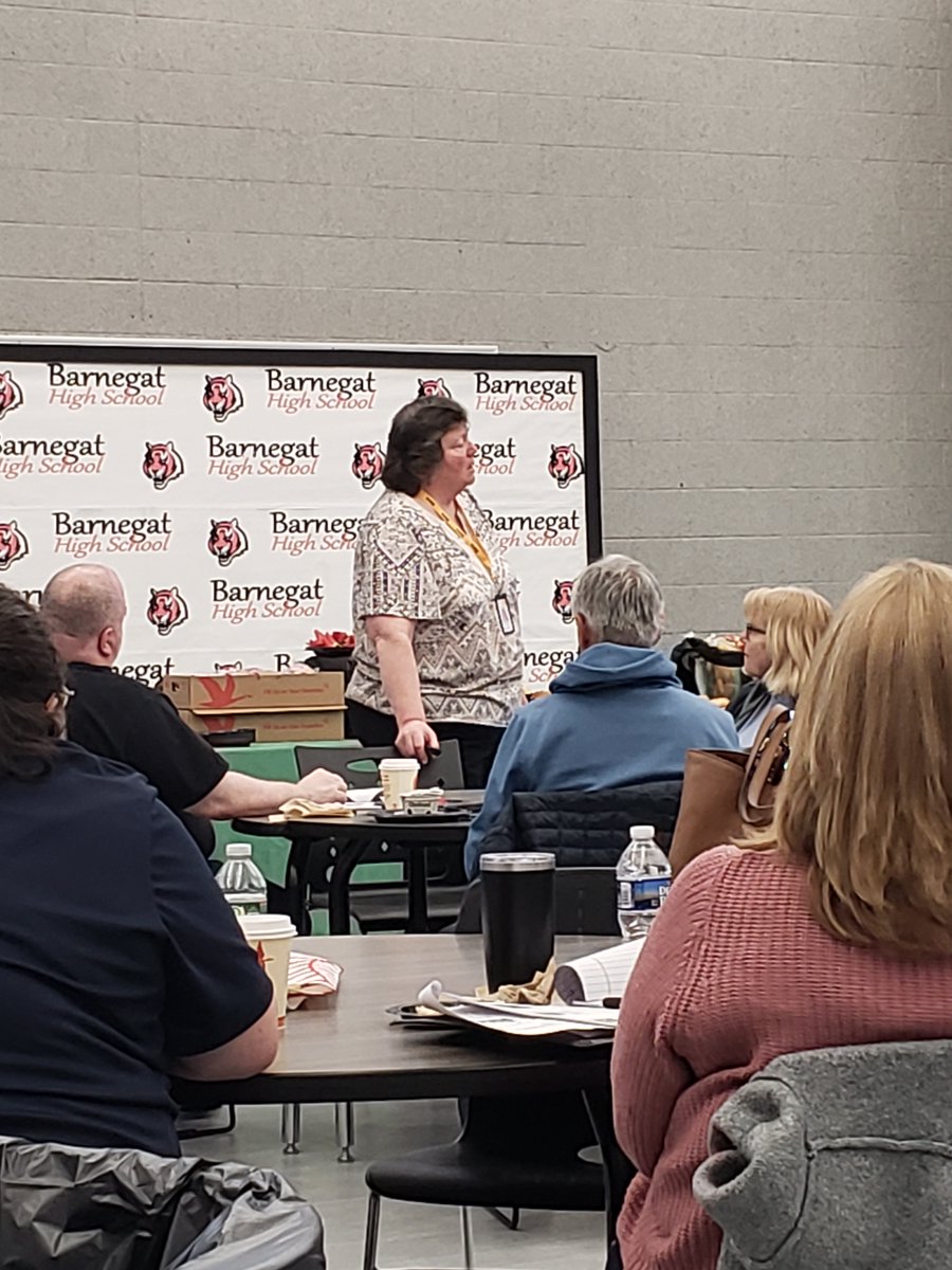 Lisa Vargas tweet media