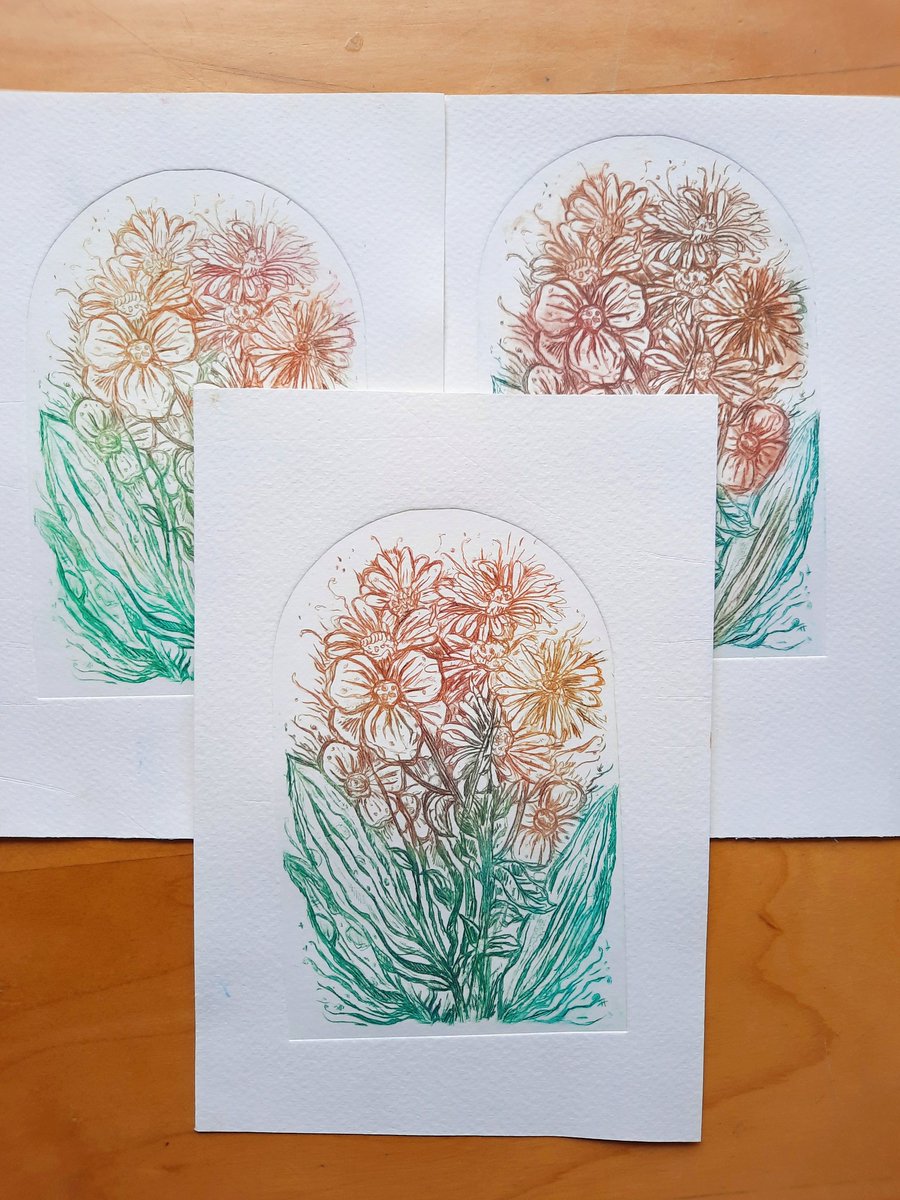 New fineline drypoint prints 🌿 A creative break from the challenges learning copper plate etching! 
#printmaking #peopleofprint