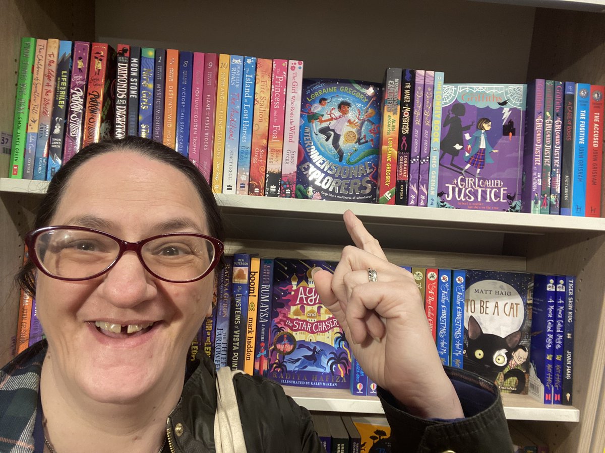 authorontheedge's tweet photo. The slightly stunned face of an author who finds ONE of her books FACE OUT in Foyles and two more of her books on the shelf! It's like I'm a proper author innit? 
#InterdimensionalExplorers
#AlienApocalypse
#TheMakerofMonsters https://t.co/Q2tUB7Im5c