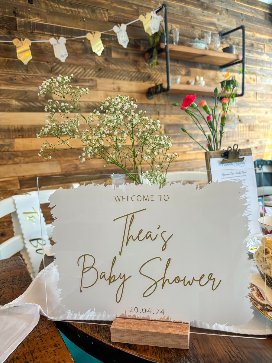 Showering with love for my lil sis 🩵👶🏼