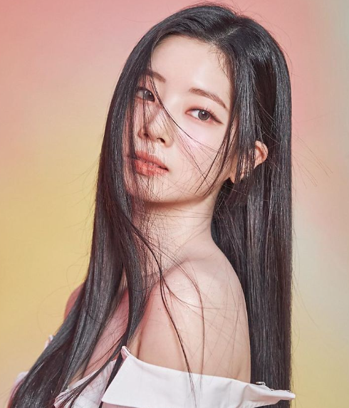 AboutMusicYT's tweet photo. Happy 26th birthday to TWICE's Dahyun! https://t.co/sQdRmM6IsN