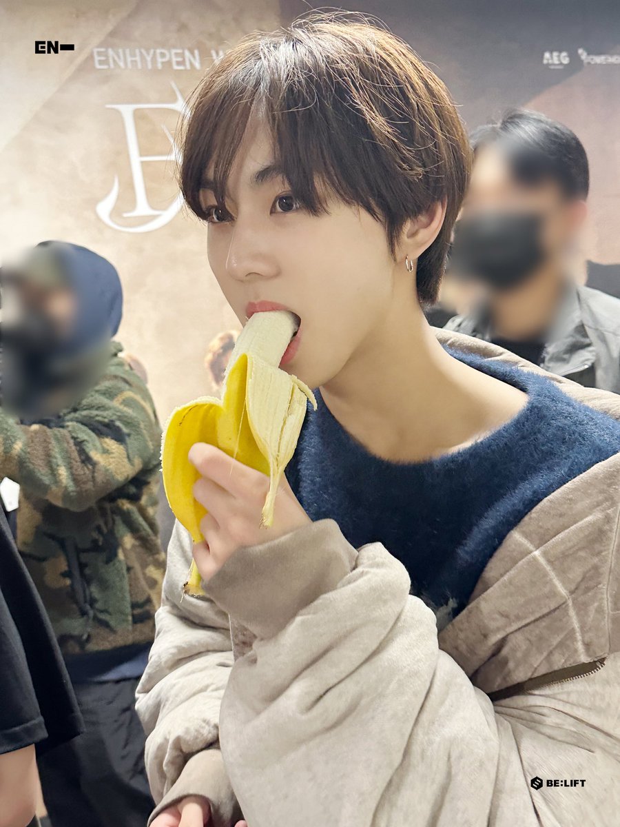 gueenca's tweet photo. 아이씨발 진짜 못참겠ㅅㅂ니다 제발!!!!!!!!! https://t.co/aoiH8fiI6X