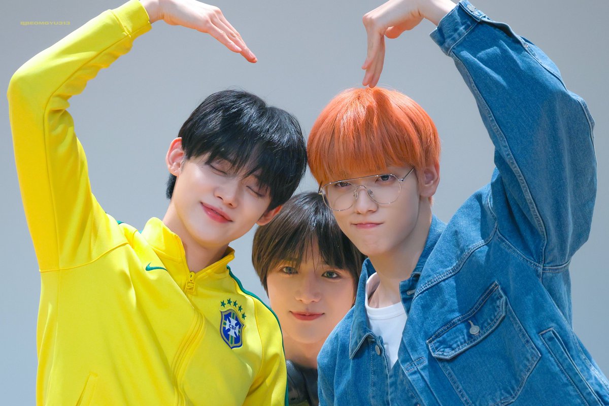 B_Beomgyu313's tweet photo. 240413 최최최 („ᵕᴗᵕ„)
#연준 #수빈 #범규
#YEONJUN #SOOBIN #BEOMGYU #TXT https://t.co/5KMfktUC7J