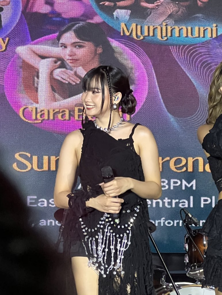 those smile 🤩🤩🤩
kahit anong init ng panahon, na ease ng nakita ko smile mo 😍

SUNSET SERENADE WITH KAIA
#KAIA #SunsetSerenadewithKAIA
#WanderlustWavesatEastwoodCity
#SavorSummeratMegaworld #KAIA_ALEXA