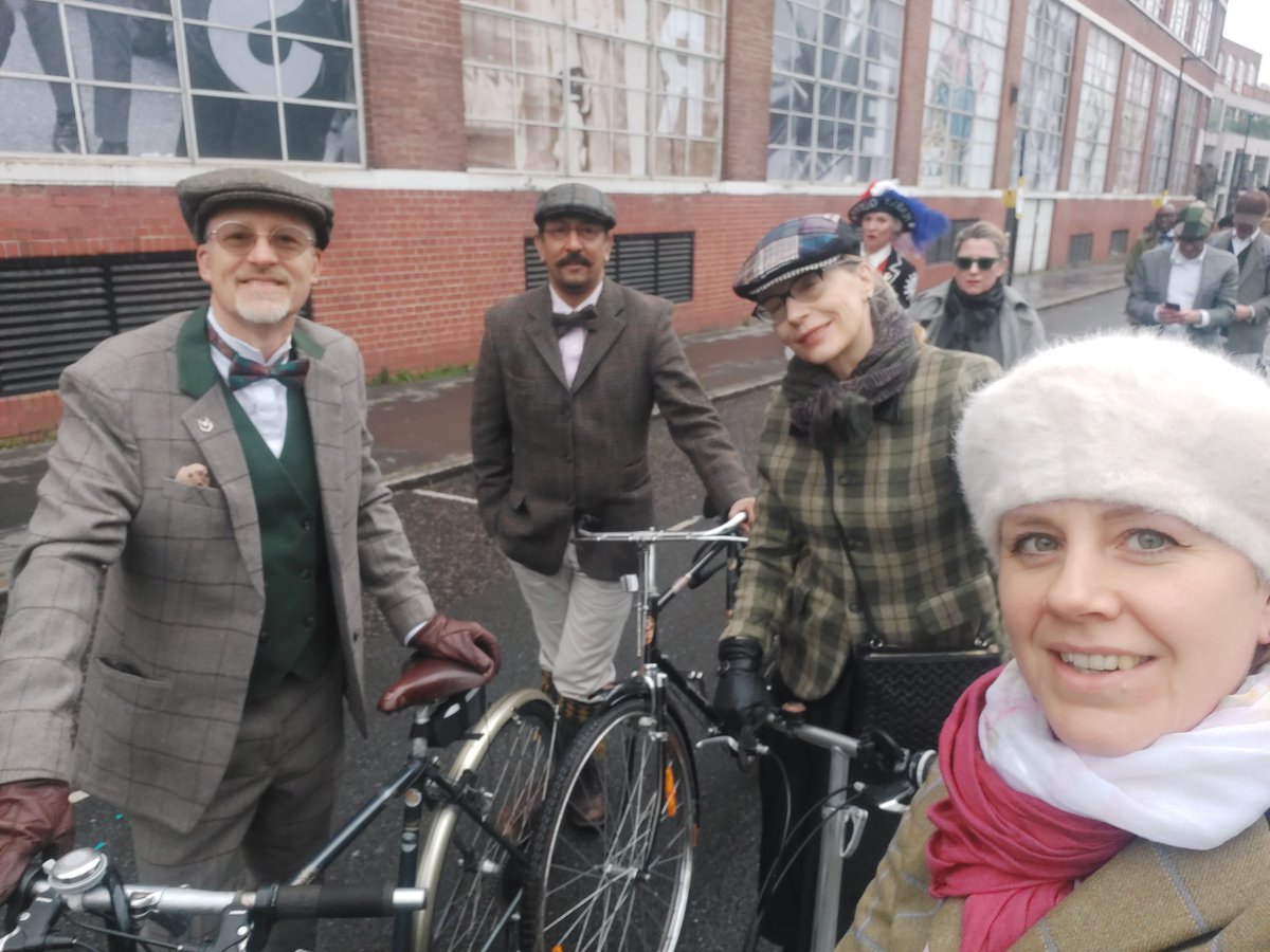 Prof Zoë Waller (@drzoewaller) on Twitter photo Representing UCL at the Tweed run <a href="/School_Pharmacy/">UCL School of Pharmacy</a> <a href="/UCLLifeSciences/">UCL Faculty of Life Sciences</a> <a href="/shozeb_haider/">Shozeb Haider</a> <a href="/DJSnez66/">Snezana Djordjevic</a> Representing UCL at the Tweed run <a href="/School_Pharmacy/">UCL School of Pharmacy</a> <a href="/UCLLifeSciences/">UCL Faculty of Life Sciences</a> <a href="/shozeb_haider/">Shozeb Haider</a> <a href="/DJSnez66/">Snezana Djordjevic</a>