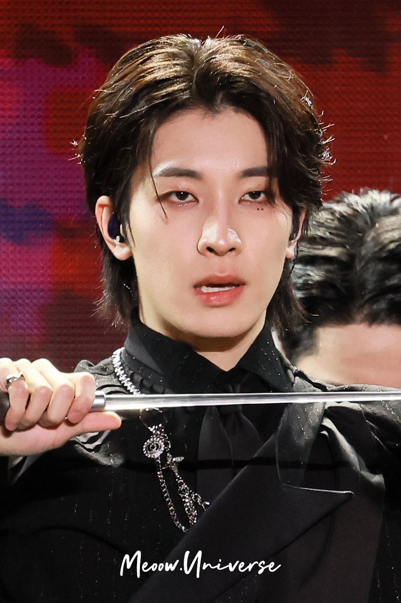 우리 원우가 마에스트로를 찢었대요오..