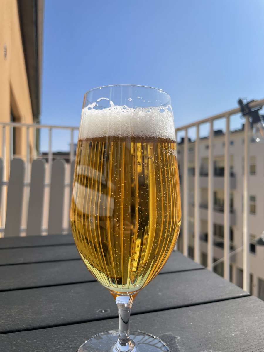 Värmer upp innan jag gör slag i sak och faktiskt prövar ett av alla <a href="/pensionspengar/">Per</a> fina vintips!