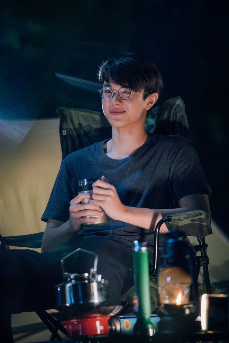 asahiismymine's tweet photo. #ขวัญฤทัยep8 นั่งอมยิ้มเลยนะหมอออออออ มีคนเขาบอกคิดถึงครั้งเดียวว ว้ายยย  >////<

แพทย์ยังไม่ลงสนาม          แพทย์ลงสนามแล้ว https://t.co/0Vfp2jKSwA