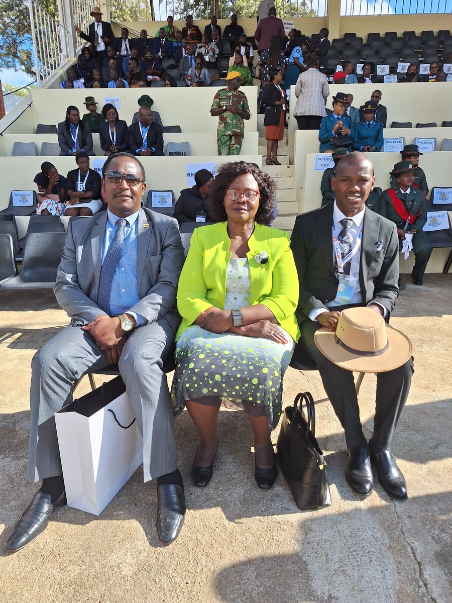 We ended @ZITF1 2024 on a high... Gold medal in the Best Zimbabwean Exhibit: Business Support and Regulatory Authorities @edmnangagwa @PPRAKenya @StateHouseKenya @InfoMinZW PRAZ board chair Ms N. Moyo & CEO Mr. C. Ruswa pose for a photo after receiving the award. @WilliamsRuto