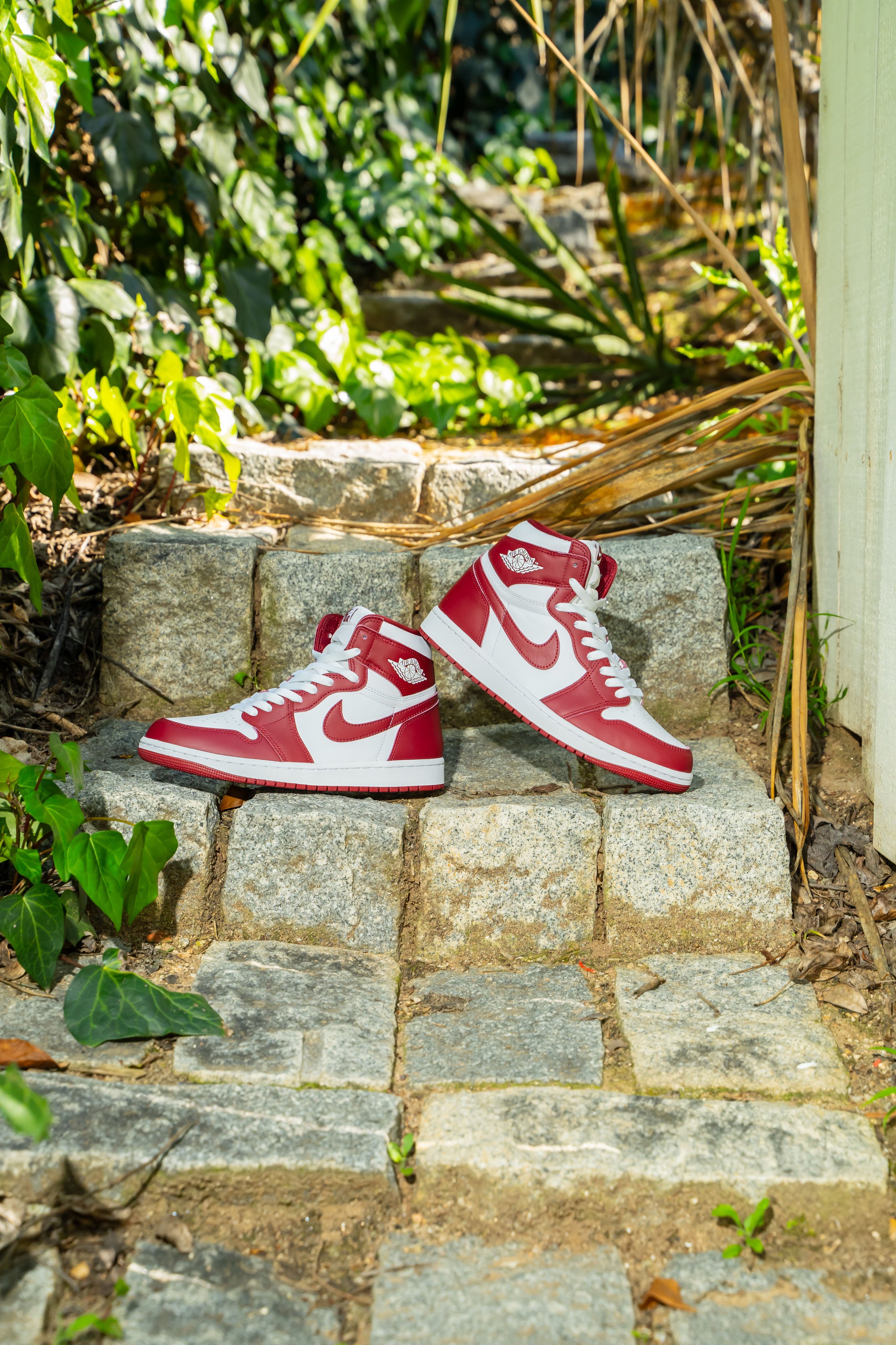 Shiekh on X Never too late to hop into the world of sneakers Jordan 1 Retro High OG Drops in 30 min Shop online pick up in store Men https t Y8WEbr2UuT Grade School https t Rf826d9e3g Pre Sc...
