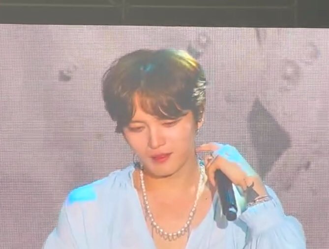 liencass_TVXQ's tweet photo. Kim Jaejoong - 27.04.2024
Nay mở lớp tư vấn, từ công việc đến kết hôn, lời khuyên cuộc sống các kiểu luôn 😆😆

@bornfreeonekiss #ジェジュン #김재중  #IM_TWENTY_in_VIETNAM #J_JUN #JAEJOONG #Jparty https://t.co/XIycrMDzin