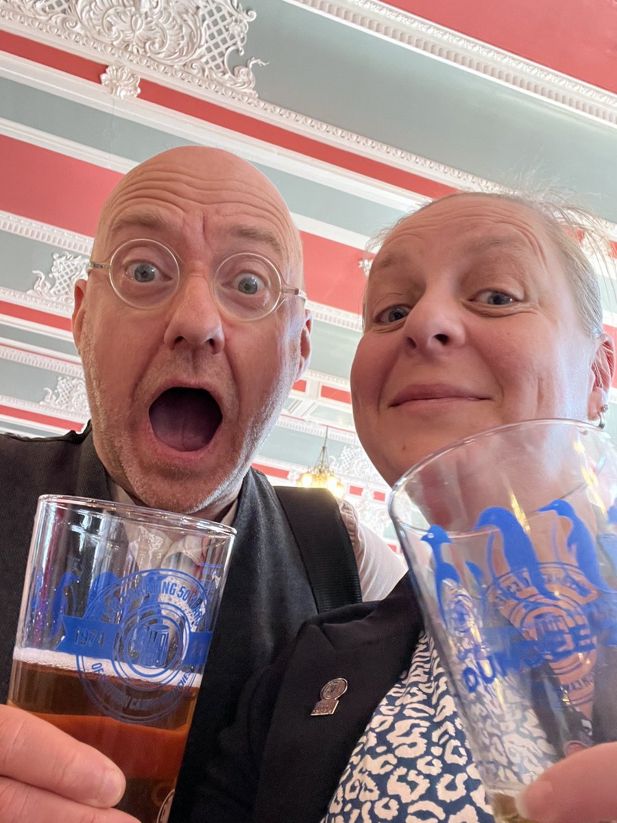 Great to speak to and enjoy a pint with <a href="/patrickharvie/">Patrick Harvie 🇪🇺🌈</a> and his team at the @CAMRA_AGM today! Hope you all enjoyed your beer as much as we enjoyed your contribution to our Members Weekend! #realale #BeerCommunity
#SupportLocalBreweries
#PubsMatter
#BeerAdvocacy
#CAMRAmembers