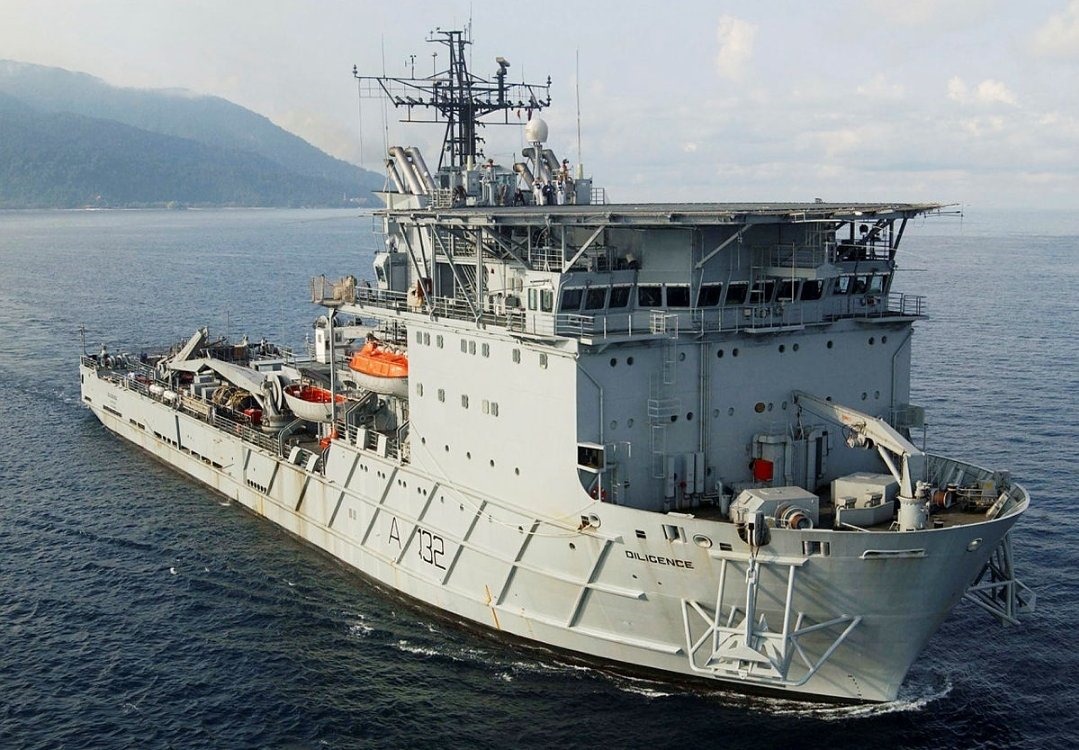 Kraliyet Donanmasına ait yardımcı gemisi 🇬🇧RFA Diligence (A-132) geri dönüştürülmek üzere 🇹🇷Türkiye'ye geldi.

Daha önce Falkland ve Körfez operasyonlarında görev alan gemi, Birleşik Krallık Savunma Ekipmanı Satış Kurumu (DESA) tarafından geri dönüştürülmek üzere LEYAL Ship…