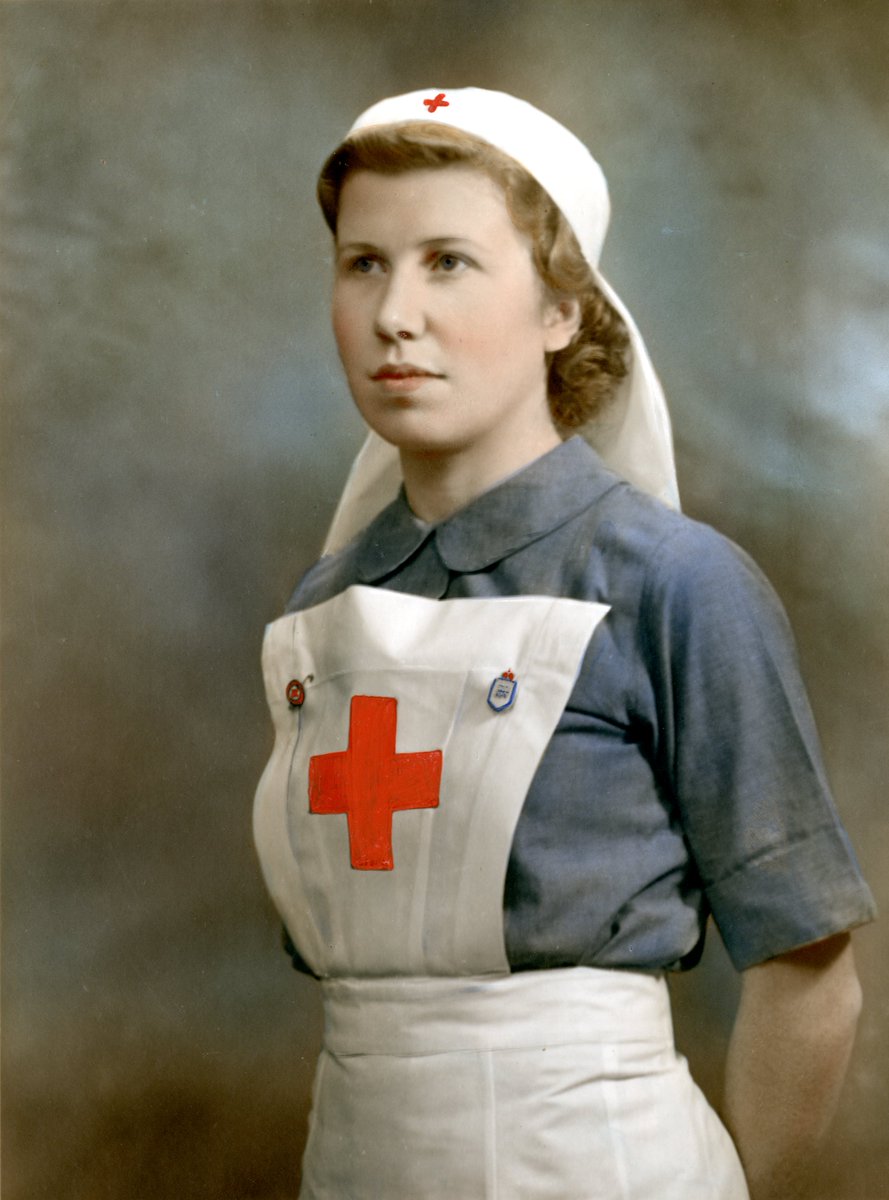 Today's #OnlineArtExchange theme by @artukdotorg is Women in photography for Portraits to Dream In at @NPGLondon!

Miss Susan Torrey of Heacham served in the Red Cross in Liverpool during WW2. This portrait photograph of her in her uniform was taken by Ernest E. Swain, Hunstanton