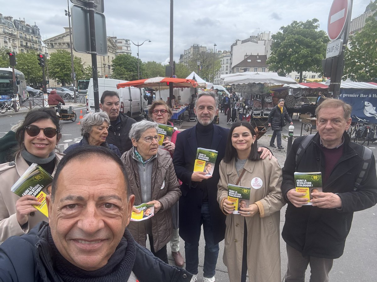 Belle mobilisation et surtout superbe accueil au marché Cours de Vincennes pour la liste @partisocialiste et @placepublique_ menée par @rglucks1 ! Avec les élus de #Paris12, @egregoire et @Eleonore_S et les militantes et militants mobilisés par @stochementfab, nous avons pu…