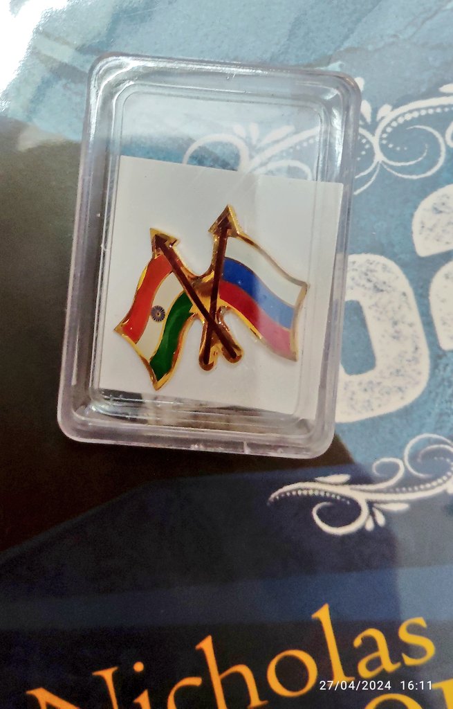 I'm Honored and Grateful to receive these beautiful compliments along with the St.George ribbons today from the kind and humble Embassy of the #RussianFederation 🇷🇺 in #India 🇮🇳 at #New_Delhi @mfa_russia @RusEmbIndia