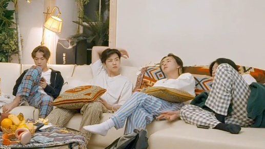 imxxfab's tweet photo. Mencari Pewaris Tahta
– NCT Dream AU's

Amira mengaku hilang ingatan untuk mencari Kakaknya yang merupakan pewaris tahta dan masuk ke dalam kosan yang katanya, ada kakaknya disana, tapi yang mana kakaknya? https://t.co/y3lAubqvIX