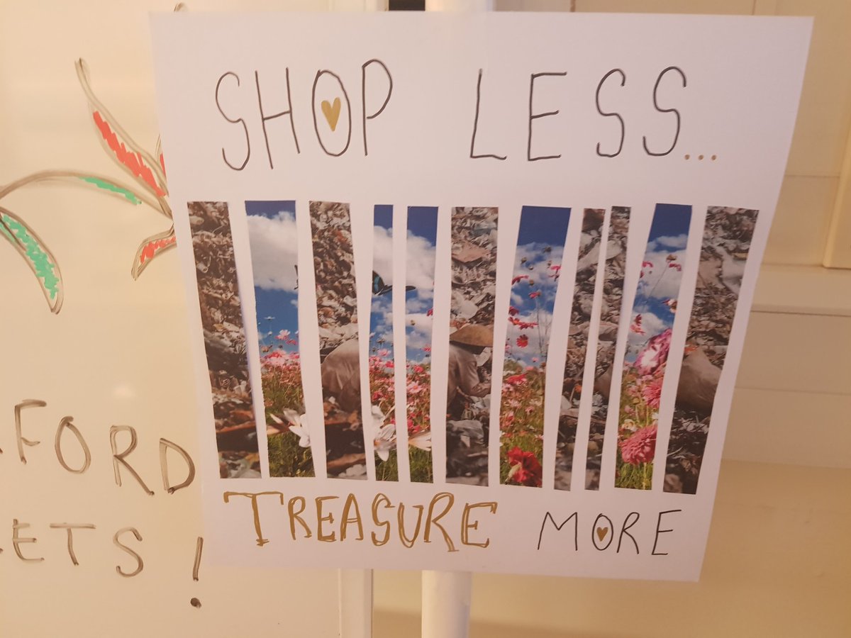 OxfordPhysics's tweet photo. Poster making at Oxford Earth Day 2024. Doors are open until 4pm today. See event page for more information: https://t.co/JypaNOJgEo https://t.co/YRkfHbnU8j