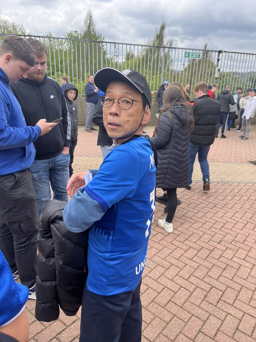 Met a coach friend today 😂 Miyoshi dad a Good luck mascot for today. Flown over for today’s & saturday’s game 👍🏻👍🏻 #bcfc