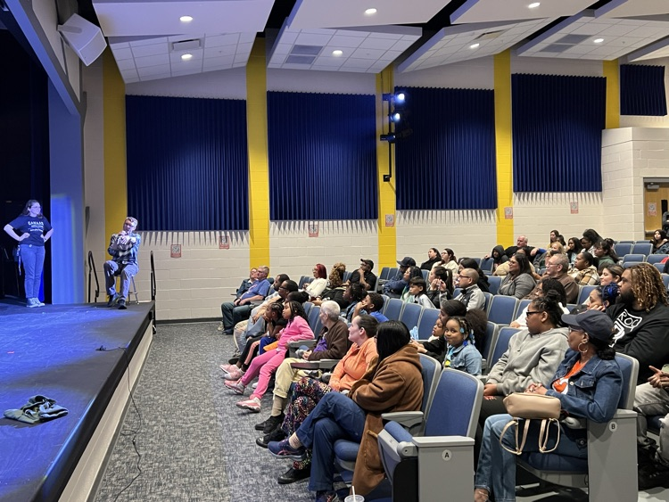 BRCCSD180's tweet photo. Another wonderful performance by our cast and crew last night. And a fantastic Talk Back with playwright Barry Weber!! Thank you all who came out to help us make memories! Special thanks to Dr Kyle, Mrs Frankel and Mr Hernandez for their support, too! https://t.co/Vr1BtHiSxI