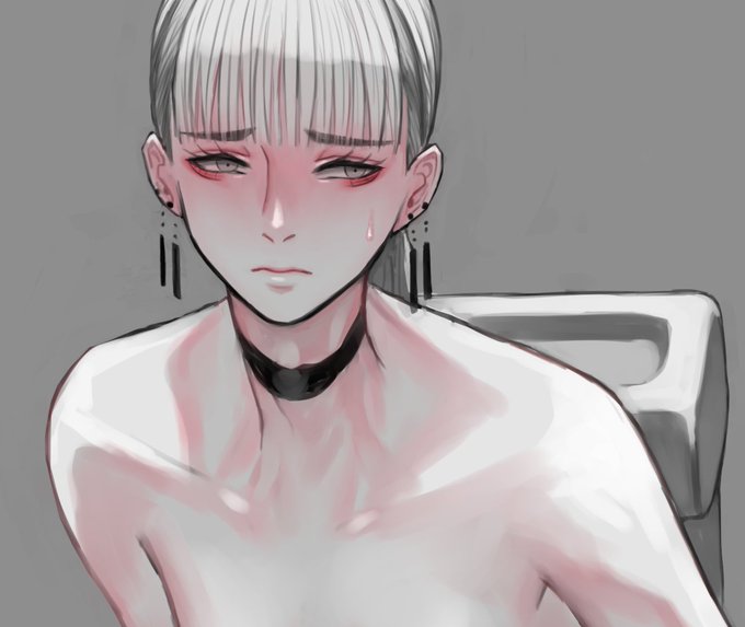 途中だけど旧ロマさん描いてる 