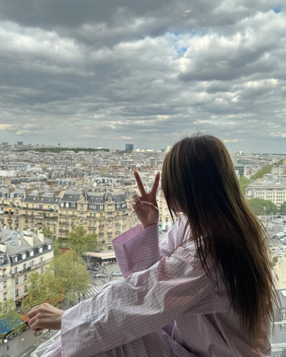 yejixhwng's tweet photo. ILY = i love you
LOL = laughing out loud
IMO = in my opinion
DLSHIMNKSAMLSLTMLKSAD = dengar laraku.. suara hati ini memanggil namamu.. karna separuh aku.. menyentuh laramu.. semua lukamu tlah menjadi lirihku.. karna separuh aku.. dirimu.. https://t.co/n5pIrZJMKZ