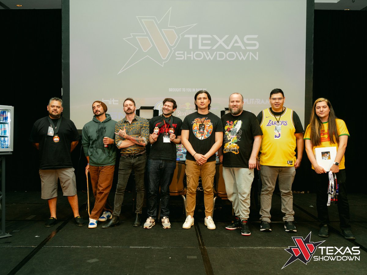 TEXAS SHOWDOWN tweet media