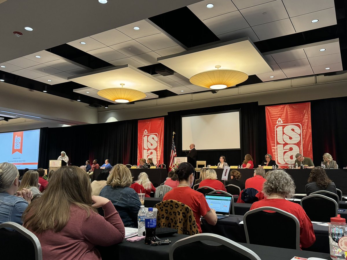 Kokomo Teachers representing at the ISTA RA! 

#ISTARA24
#IamISTA
<a href="/ISTAmembers/">Indiana State Teachers Association (ISTA)</a>