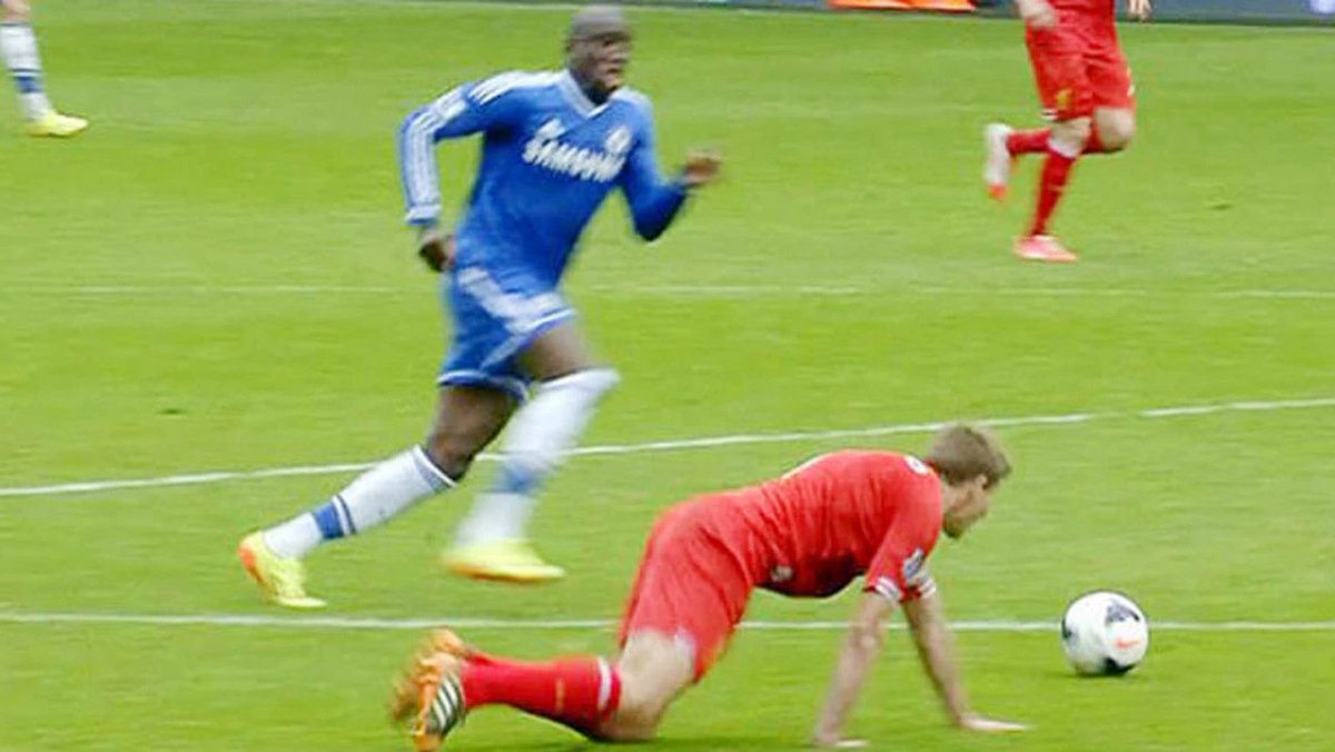 #OnThisDay in 2014- Steven Gerrard slipped to give #ManCity the upper hand in the title race. 🏆