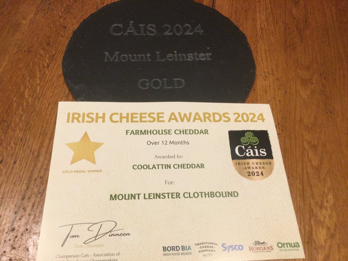 Great Gold for Mount Leinster Clothbound, Irish Cheese Awards @KilshaneHouse @bobbykerr @caisireland