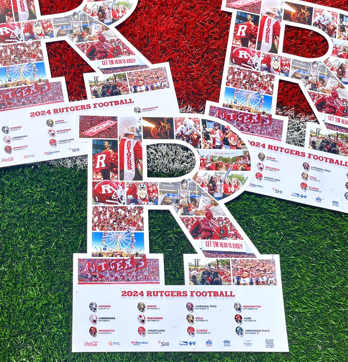 Don’t miss a chance to grab your Block R poster‼️ See you all at SHI Stadium today 🏈 Gates open at 2:00 pm 🎡 #CHOP