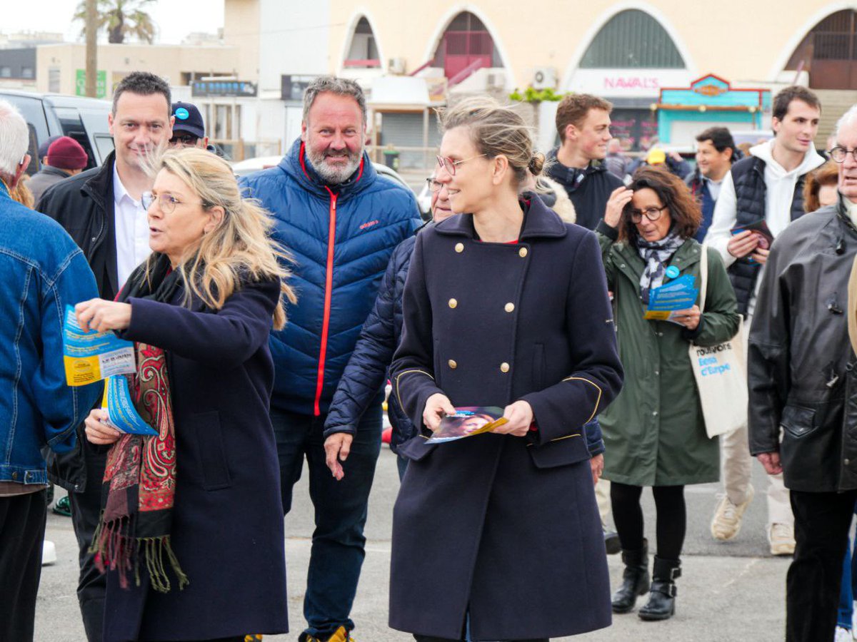 🇪🇺🇪🇺 Deux jours intenses aux côtés de nos deux ministres, entre réunion publique hier soir et rencontres avec les habitants ce matin à Palavas, en présence de tous les partenaires de la majorité présidentielle. #Engagement #Action