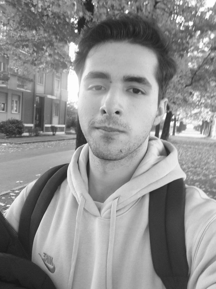 ラフェロス tweet media