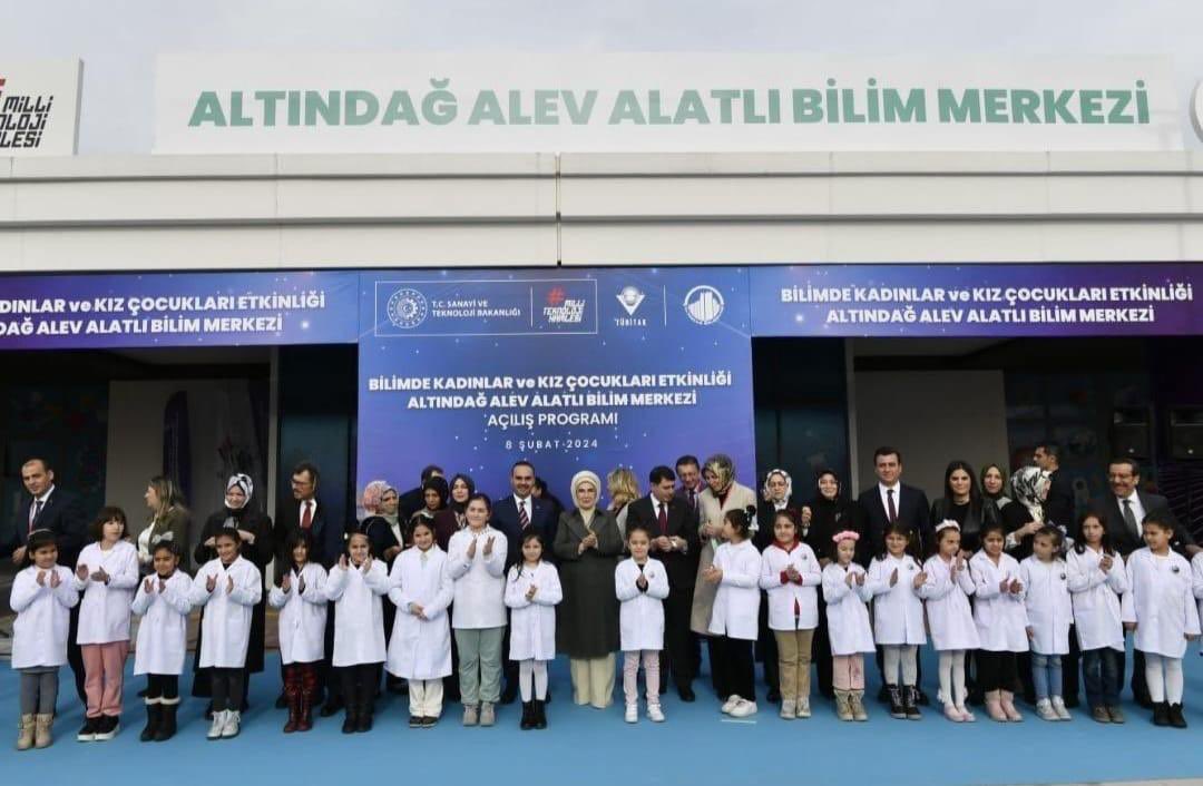 Sayın Cumhurbaşkanımızın kıymetli eşi Sn. Emine Erdoğan Hanımefendi ve Sanayi ve Teknoloji Bakanı Sn. Mehmet Fatih Kacır’ın teşrifleriyle Bilimde Kadın ve Kız Çocukları Günü kapsamında gerçekleştirilen programda Altındağ Alev Alatlı Bilim Merkezi’nin açılışı gerçekleştirildi.