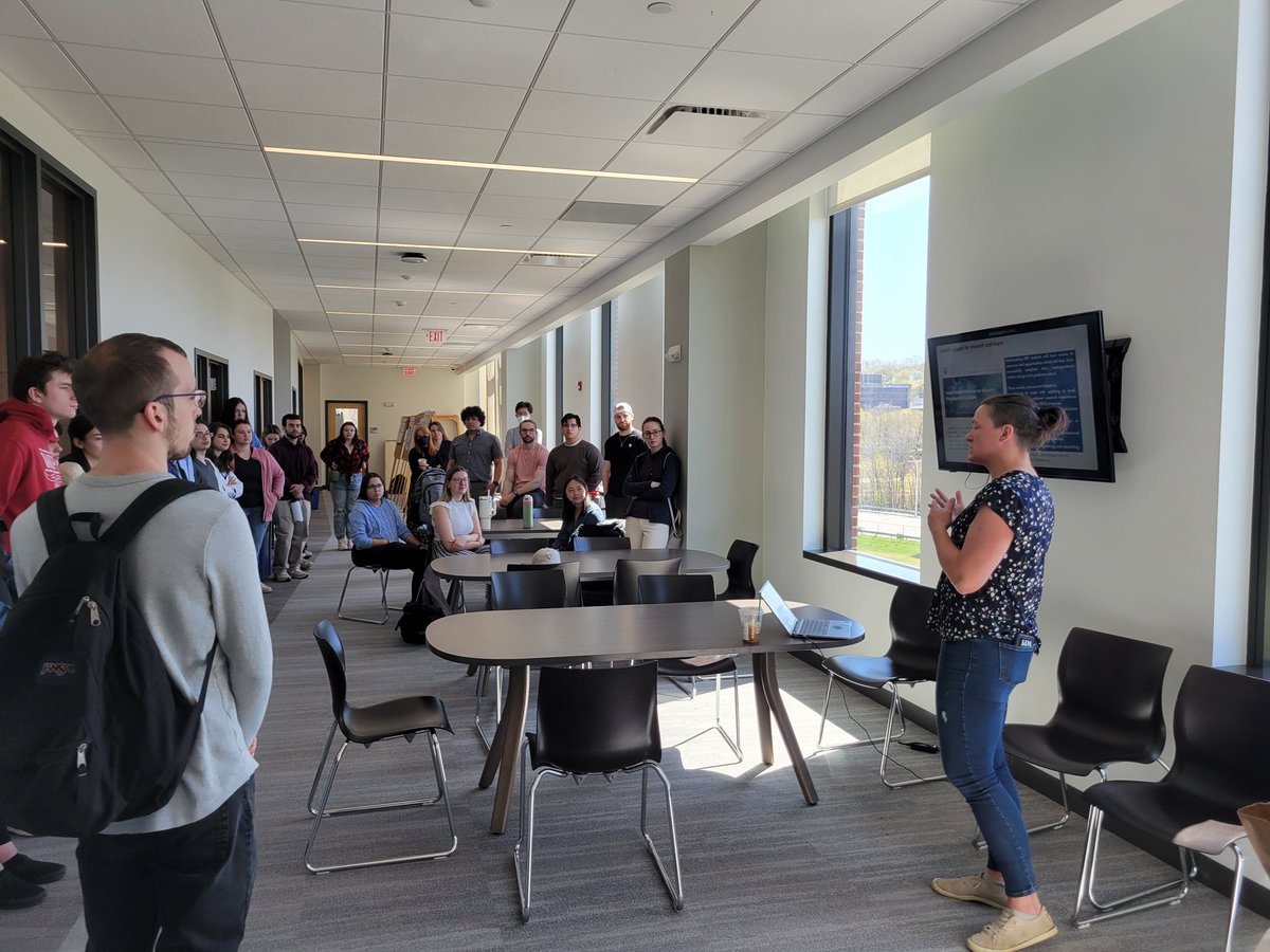 THzWPI's tweet image. We hosted students from Quinsigamond and Mount Wachusett Community Colleges and showcased research projects of WPI students. Thank you to all who helped and to all visitors! @FuncBioMatLab @WPI_Physics