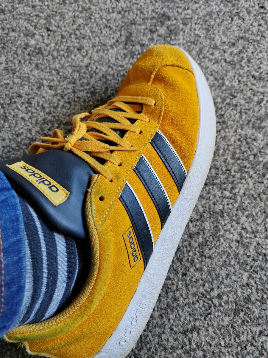 too2hottie's tweet photo. @adiFamily_ #adifamily #3stripes2soles1love https://t.co/WPFkDmrCP6