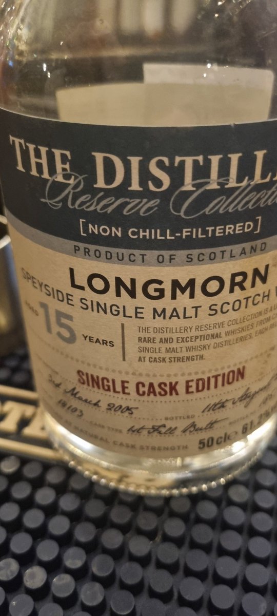 Swung past Pot Still last night and sampled these fine specimen 

The strathearn for me is not worth that sort of money, but it has a similar profile to old pulteney and I did enjoy it, but cant justify a bottle. 
#DramCamp