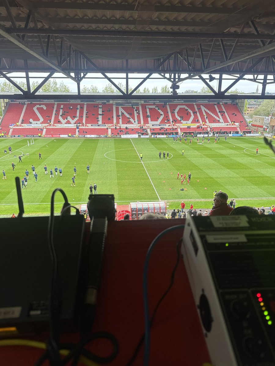 MarkusFjortoft's tweet photo. Good to be back🤝

Let's finish the season strong and then tackle some important issues. As fans, they hold onto hope, but that cannot be taken for granted. They deserve better. 

Up the Reds! https://t.co/hOieQJ7n5h