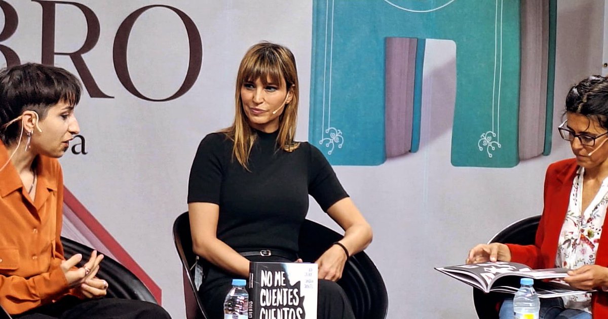 Gracias por esta maravillosa acogida!🫶
#PresentaciónEnCórdoba
#NoMeCuentesCuentos💜✨
#JuditCrehuet 
<a href="/PlanetadComic/">Planeta Cómic</a>