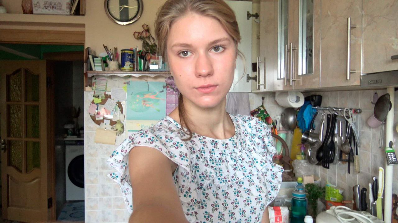 milana chasingsun  / X