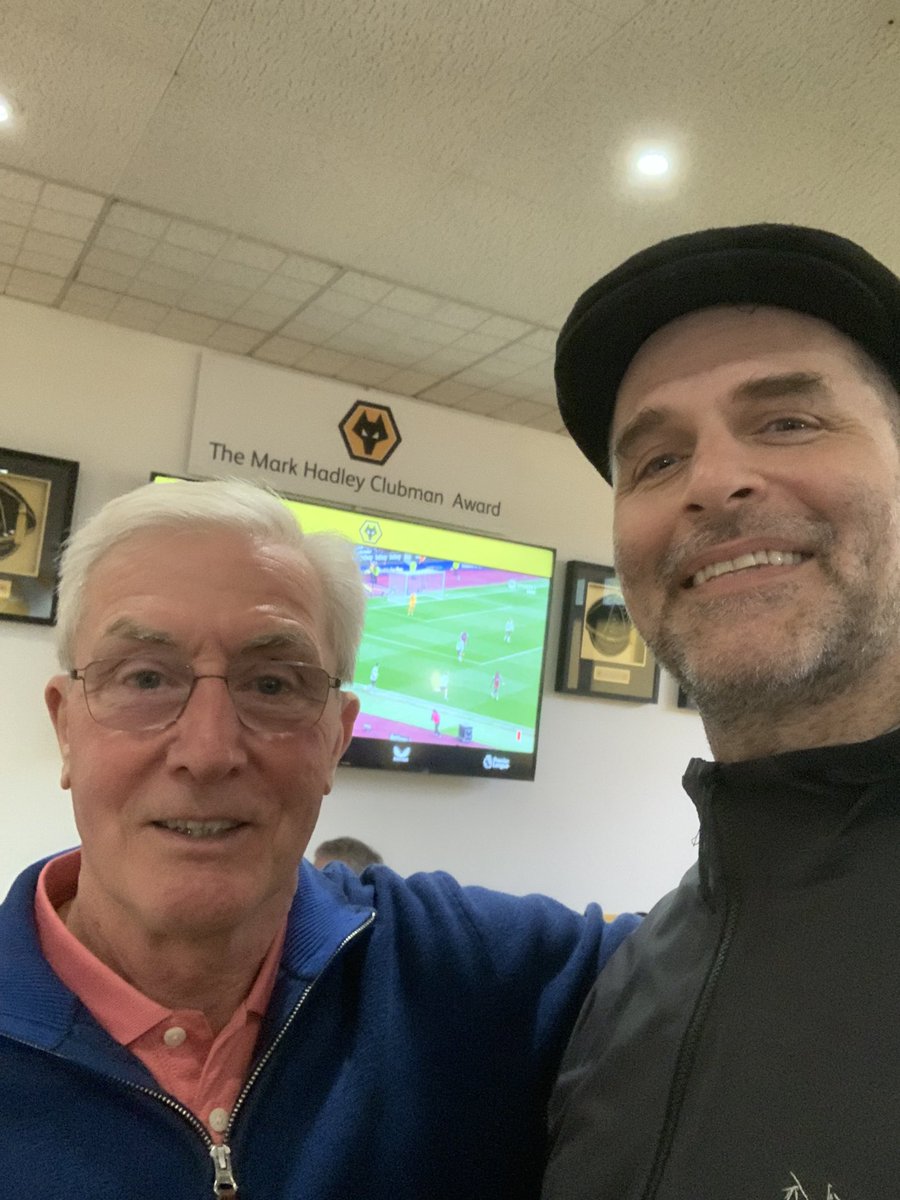 btownley's tweet photo. Damn this place keeps on giving #johnrichards #wwfc #coyw #legend https://t.co/LYm373oW06