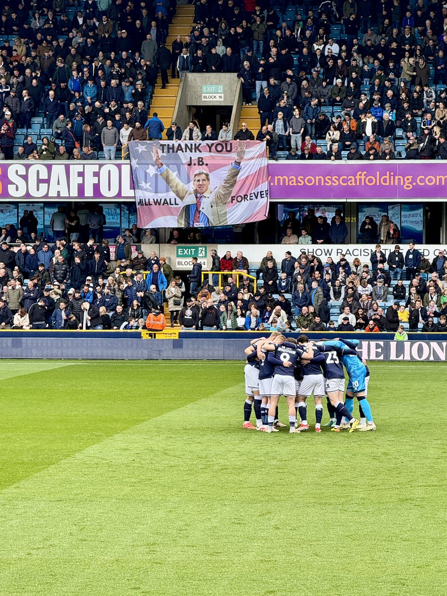 Fitting end of season tribute to John Berylson #Millwall