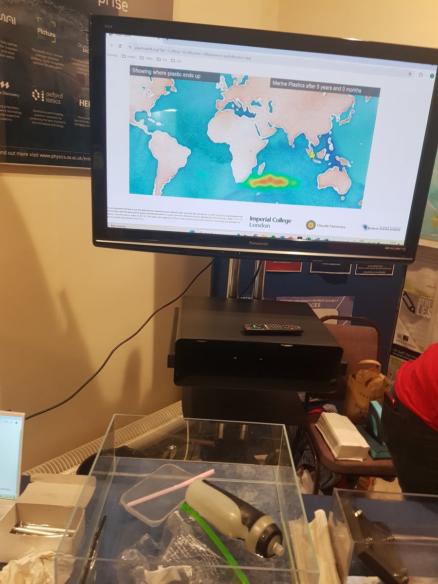 OxfordPhysics's tweet image. Exploring the health of our planet at Oxford Earth Day 2024 @OxUniEarthSci #EarthDay2024