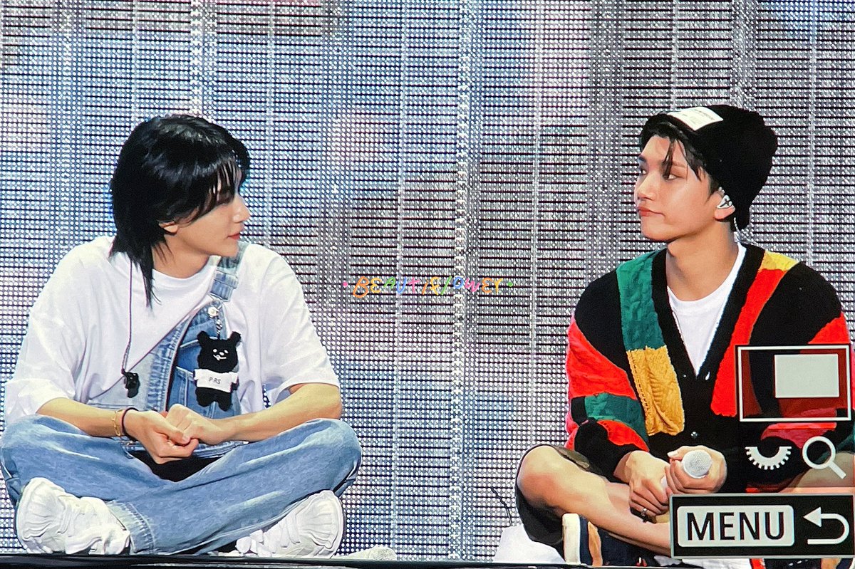 Beautiflower_95's tweet photo. 240427｜FOLLOW AGAIN Seoul😚
preview
#SEVENTEENinSEOUL 
#JOSHUA #조슈아 #ジョシュア
#JEONGHAN #정한 #ジョンハン
#SEVENTEEN https://t.co/jvr3DnGrhl